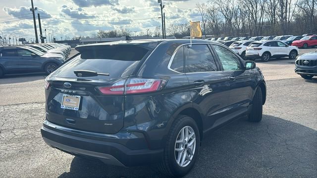 Certified 2024 Ford Edge SEL w/ Convenience Package image 4