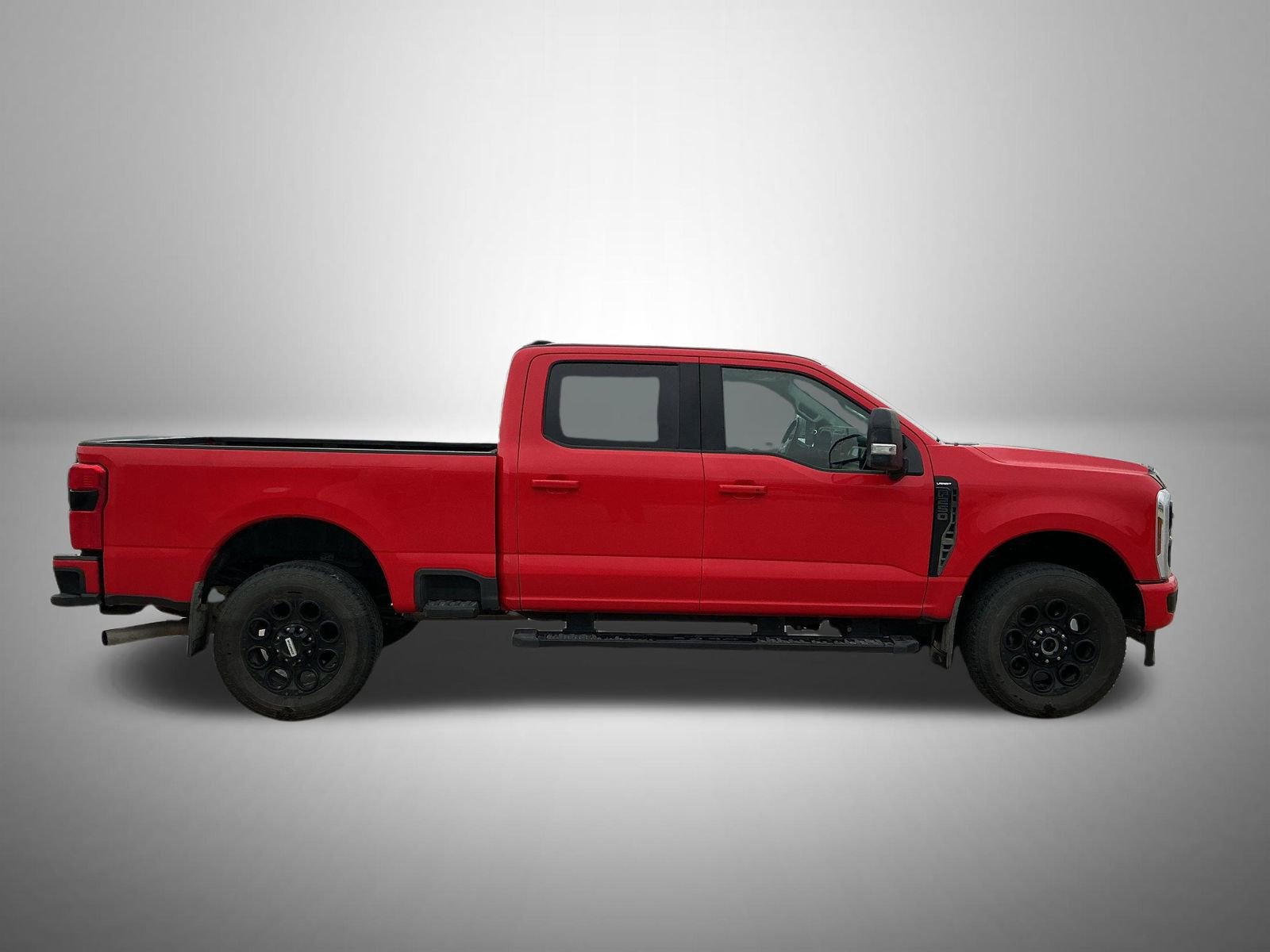 Used 2024 Ford F250 Lariat w/ Black Appearance Package AWD/4WD image 4