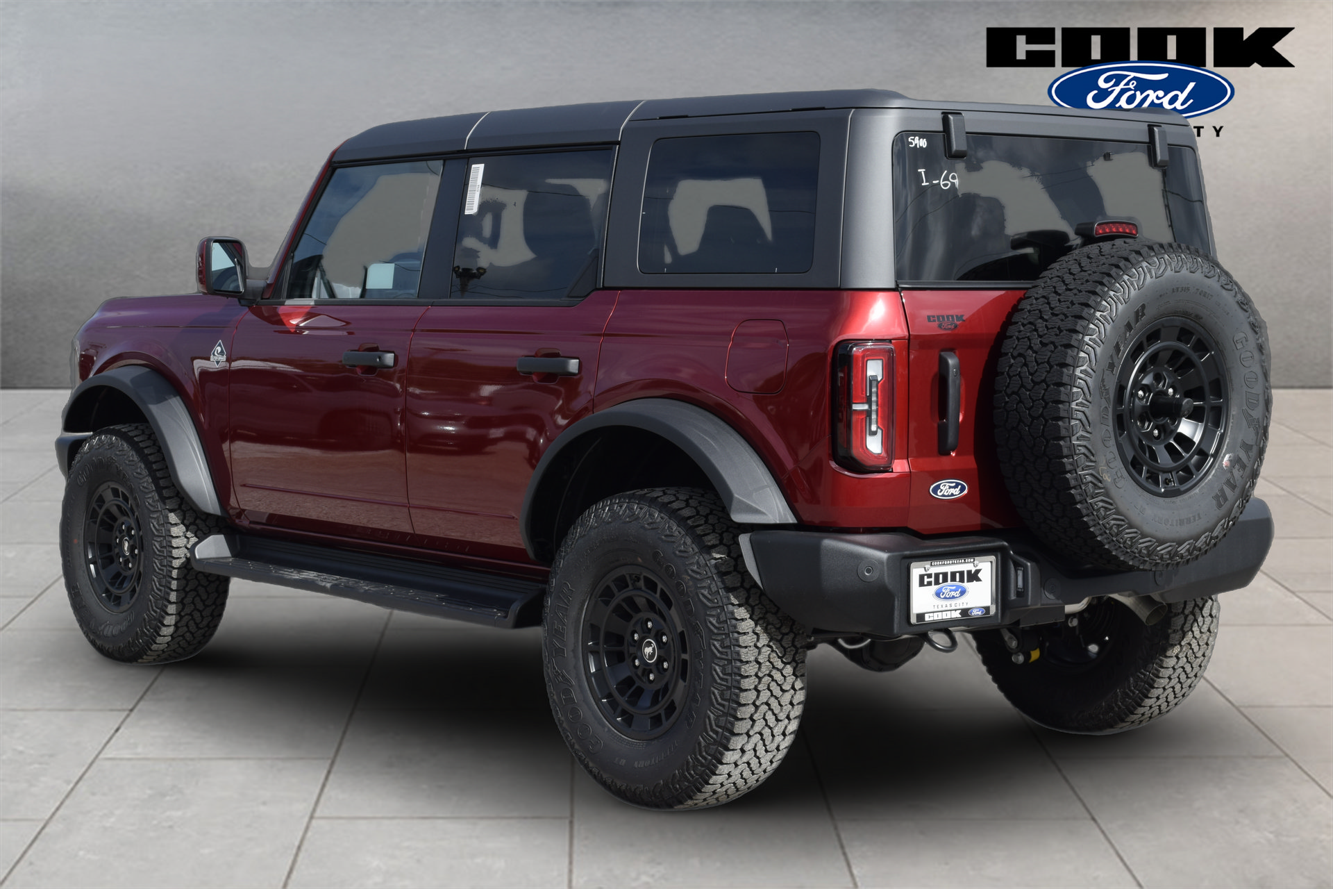 New 2026 Ford Bronco Outer Banks w/ Sasquatch Package AWD/4WD image 4