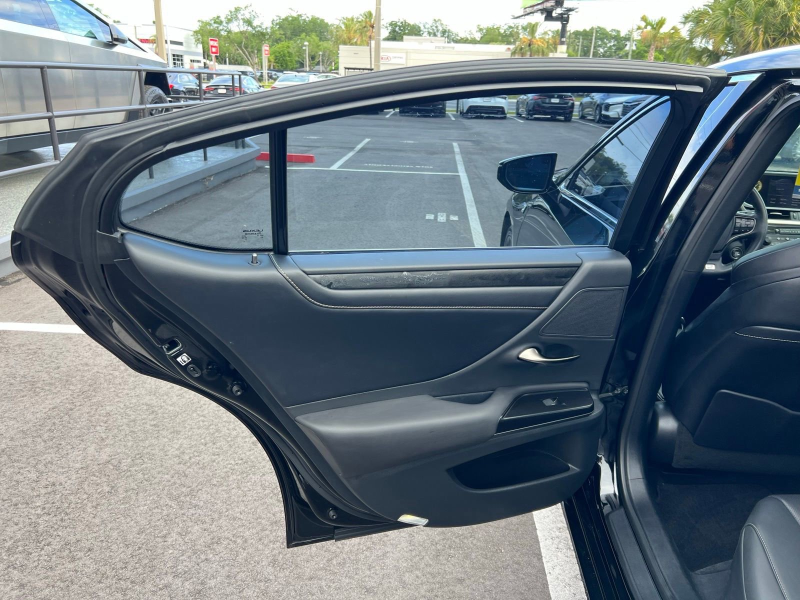 Used 2020 Lexus ES 350 F Sport w/ Accessory Package image 46