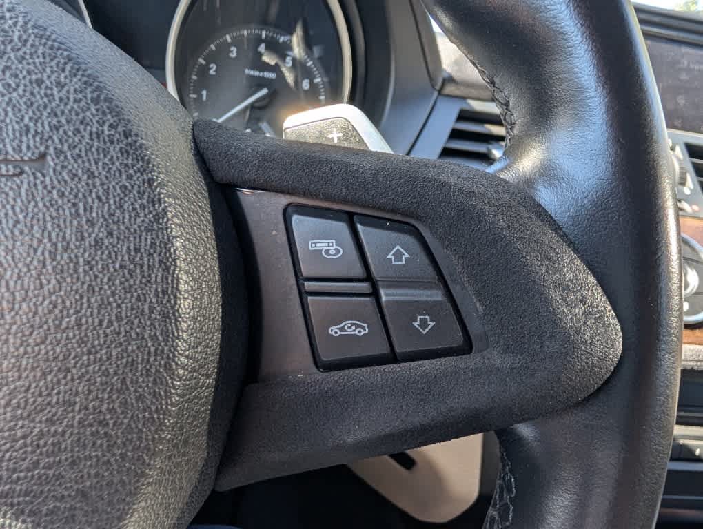 Used 2013 BMW Z4 sDrive35i RWD image 27