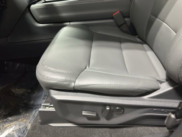 New 2026 Ford Expedition Active image 10