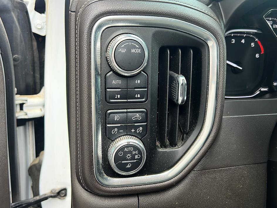 Used 2021 GMC Sierra 1500 SLT w/ SLT Premium Plus Package AWD/4WD image 19
