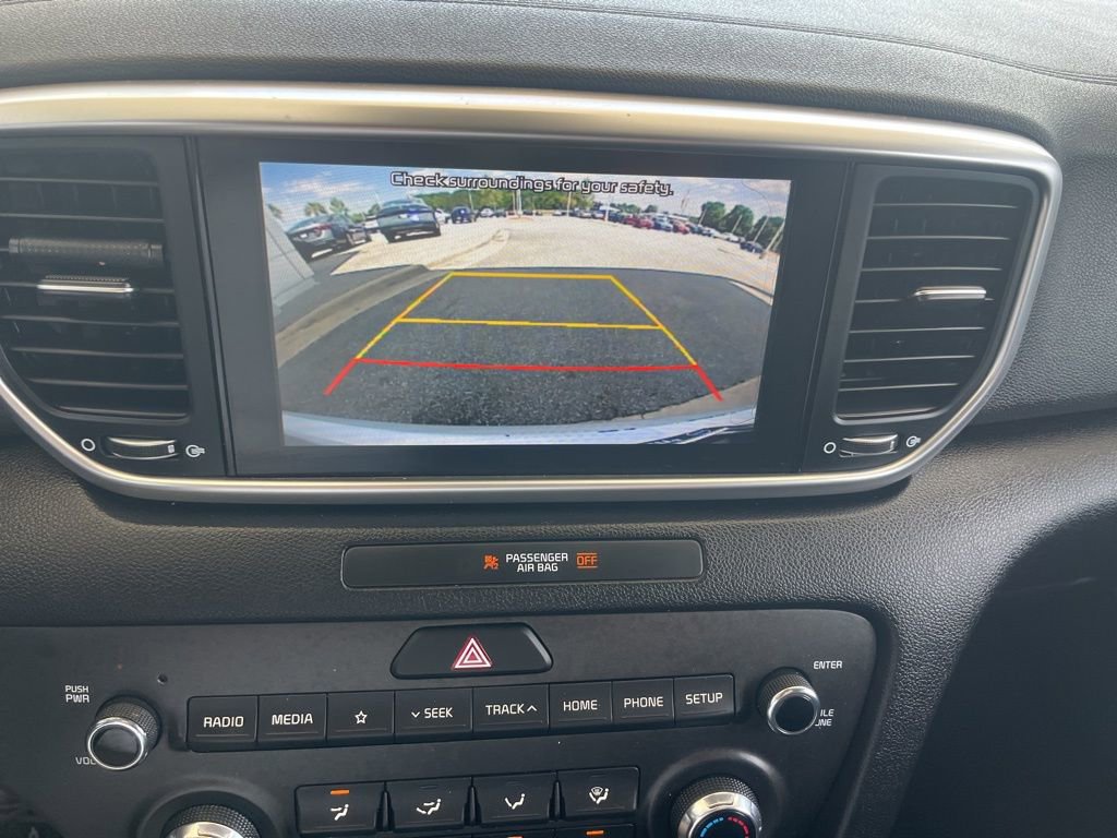 Used 2020 Kia Sportage LX image 14