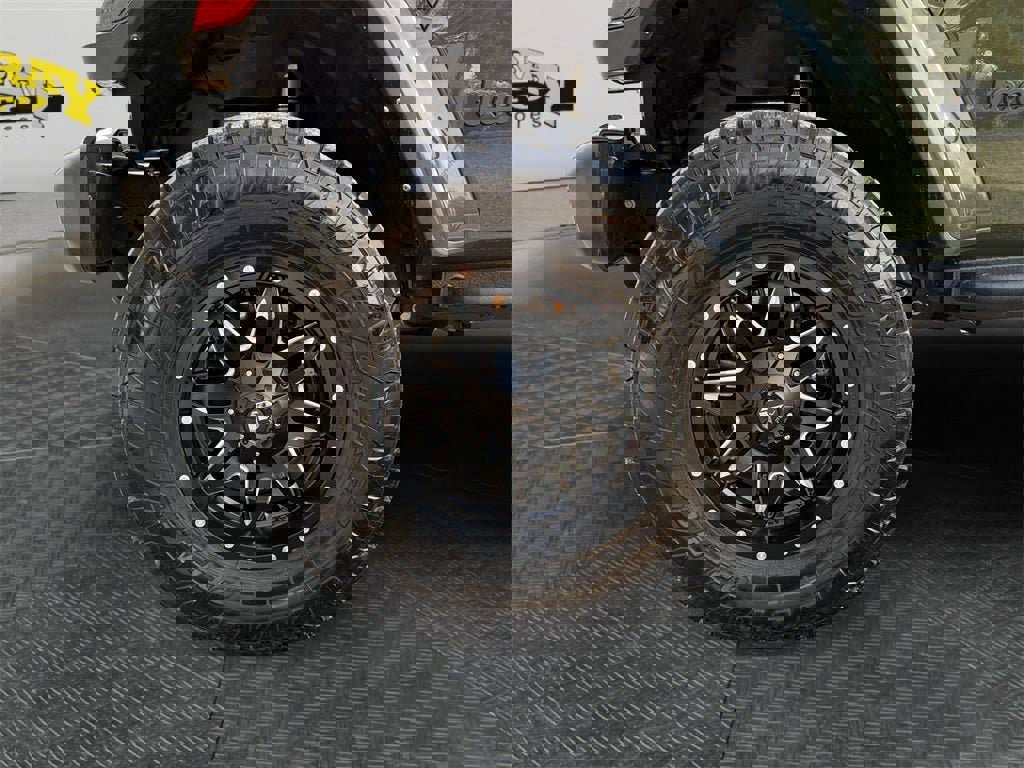 Used 2022 Jeep Gladiator Sport image 14