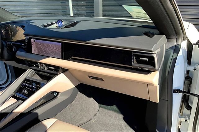 Certified 2025 Porsche Macan 4S Electric image 22