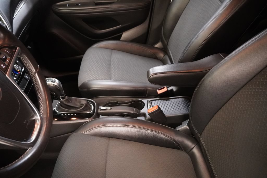 Used 2017 Buick Encore Preferred AWD/4WD image 7