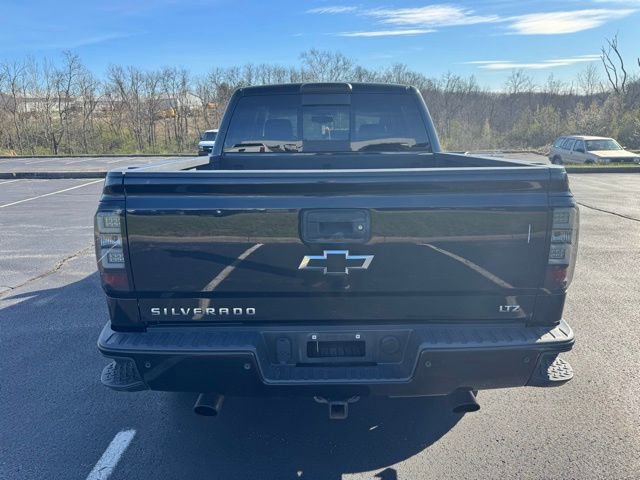 Used 2017 Chevrolet Silverado 1500 LTZ Z71 w/ Midnight Edition image 4