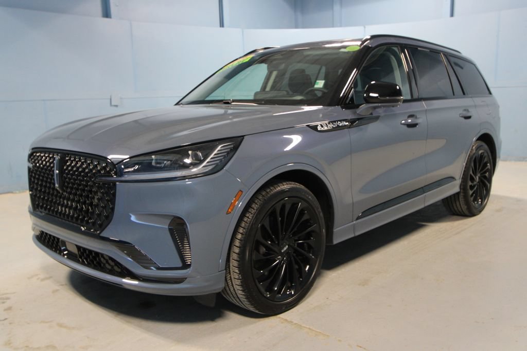 Used 2026 Lincoln Aviator Reserve AWD/4WD image 36