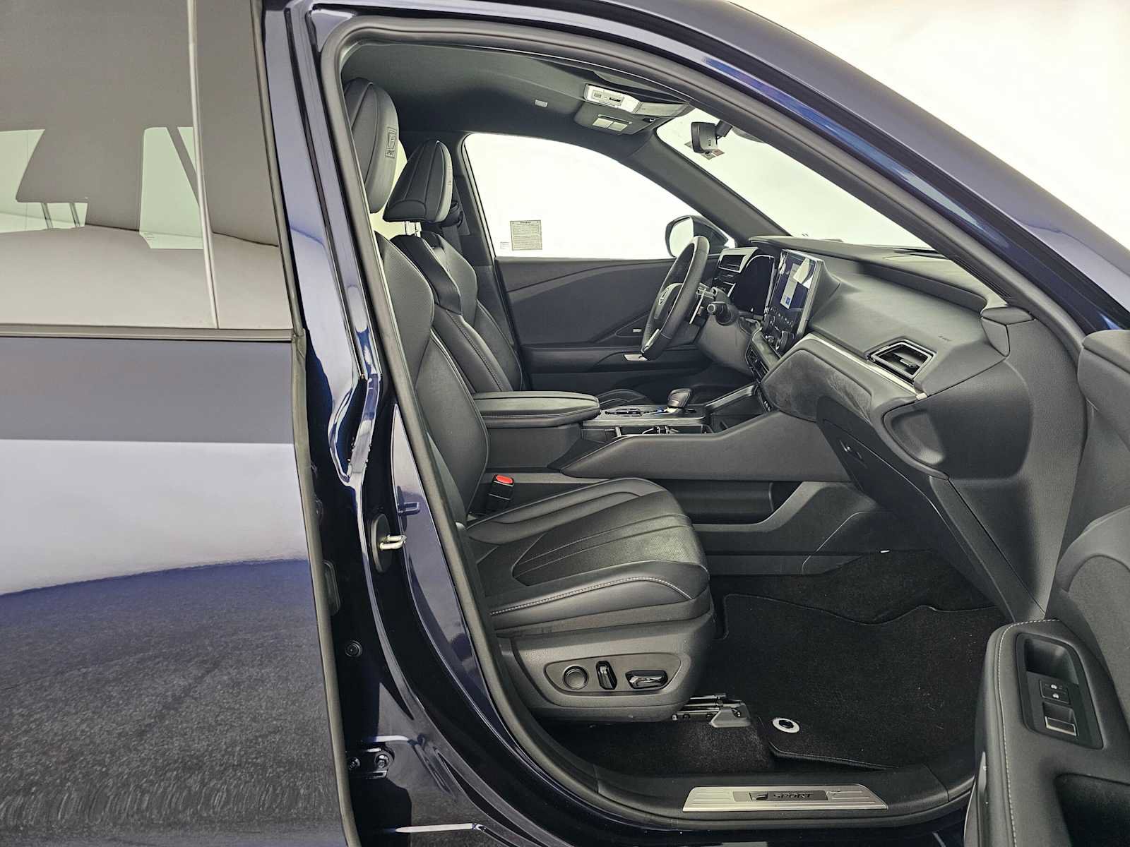 Certified 2024 Lexus TX 500h AWD w/ Technology Package image 10