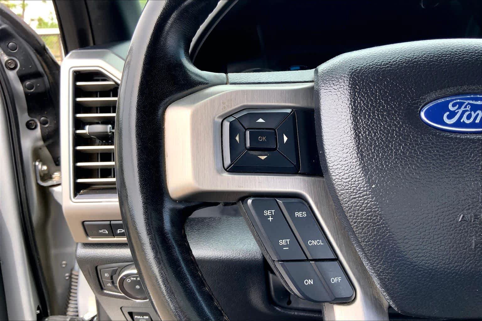 Used 2019 Ford F150 Platinum w/ Trailer Tow Package AWD/4WD image 23