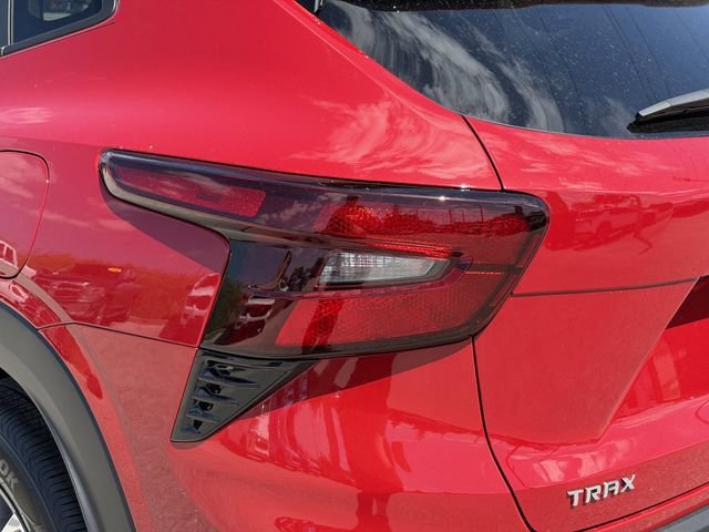 New 2026 Chevrolet Trax LT w/ LT Convenience Package FWD image 14