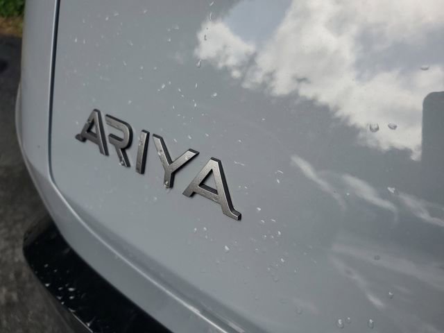 Used 2023 Nissan Ariya AWD/4WD image 7