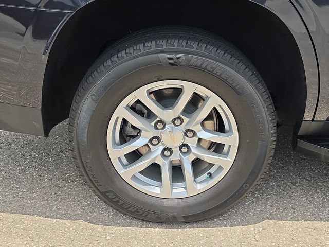Used 2023 Chevrolet Tahoe LS RWD image 5