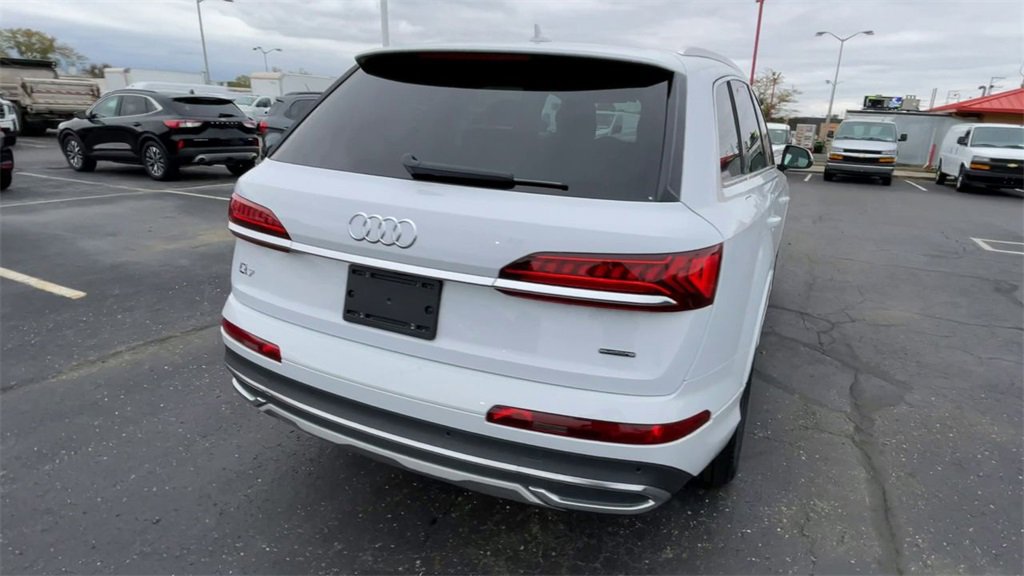 Used 2023 Audi Q7 3.0T Premium image 9