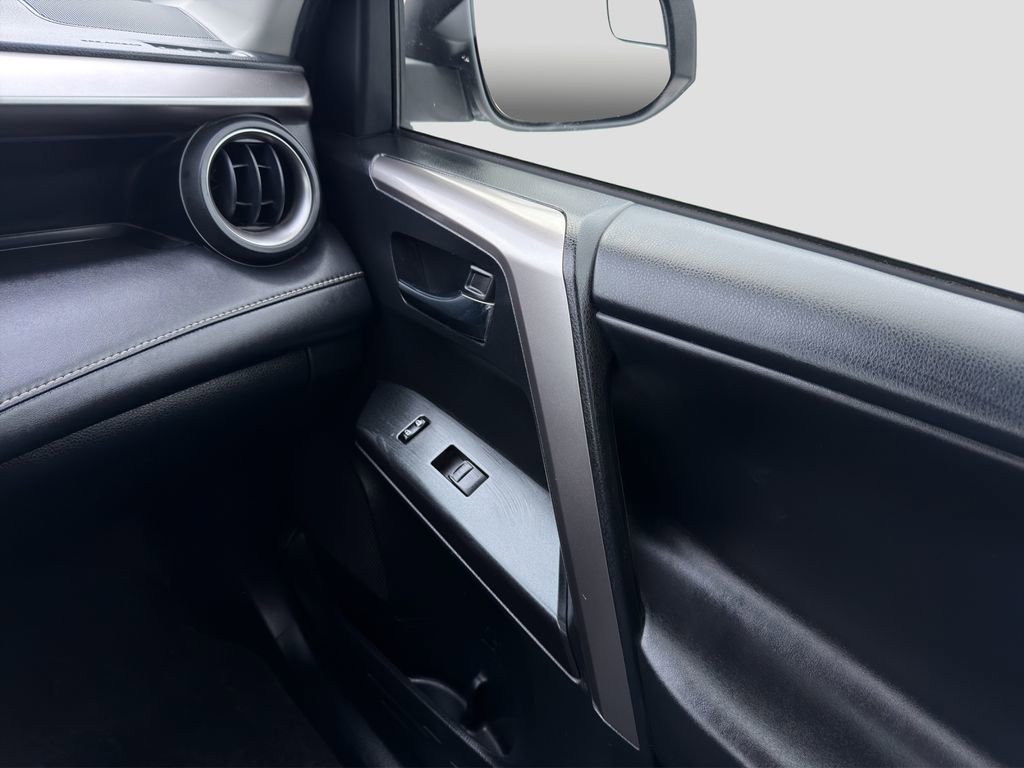 Used 2017 Toyota RAV4 XLE w/ All Weather Liner Package image 28