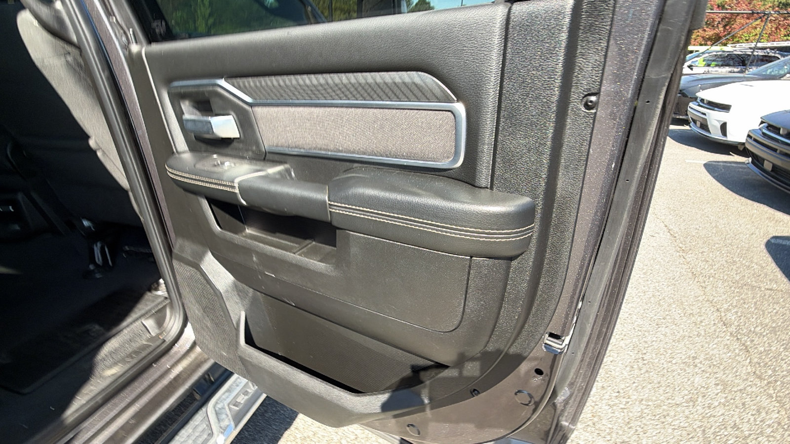Certified 2025 RAM 2500 Big Horn AWD/4WD image 20