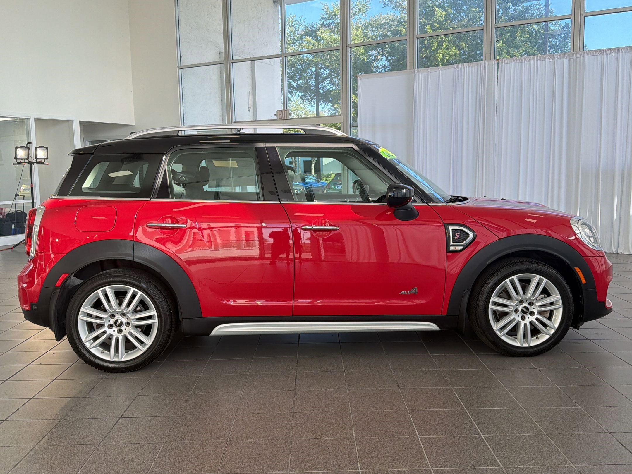 Used 2020 MINI Cooper Countryman S image 8