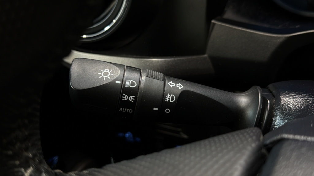 Used 2019 Toyota Tacoma SR5 AWD/4WD image 30
