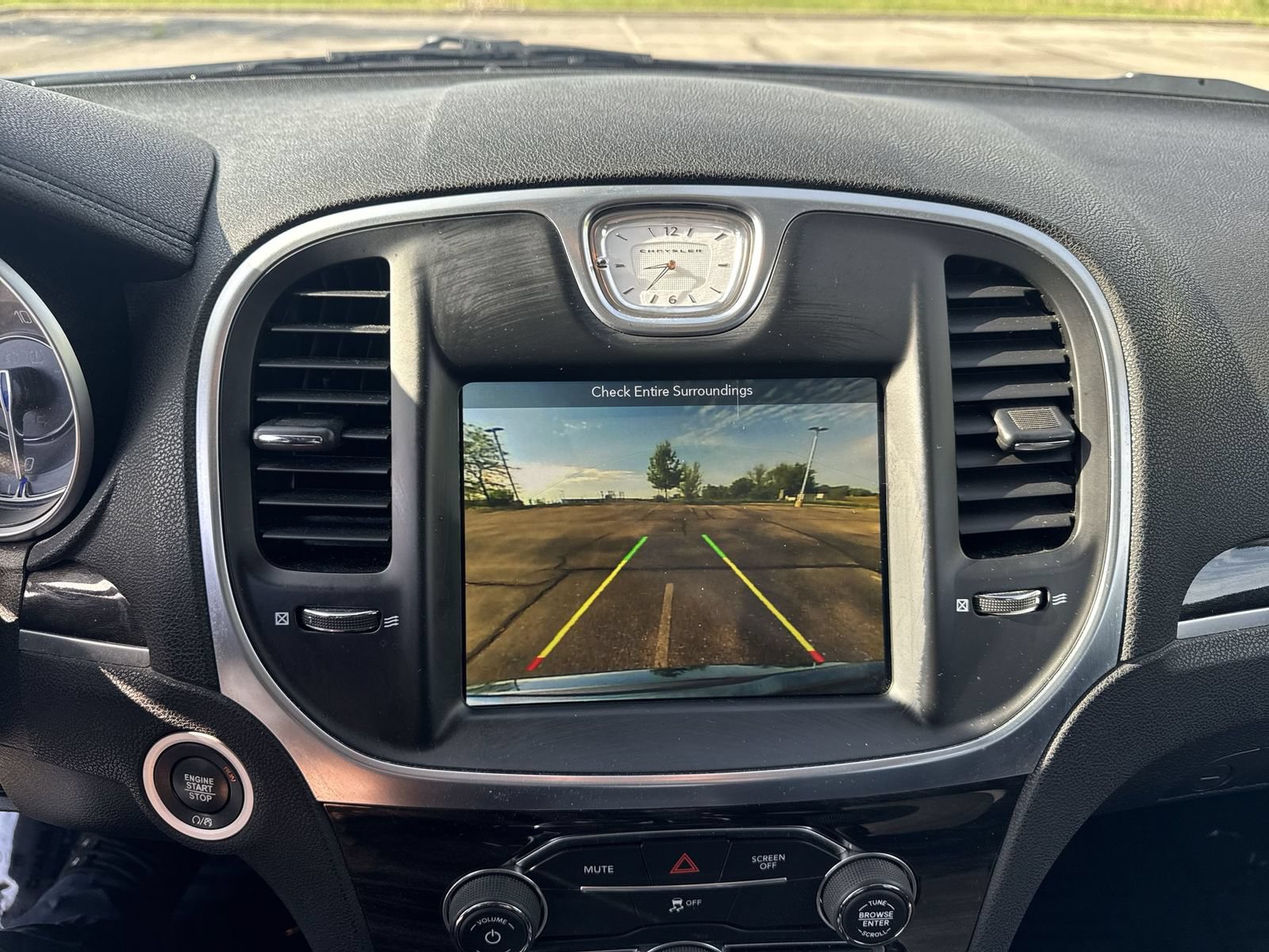 Used 2017 Chrysler 300 Limited RWD image 14