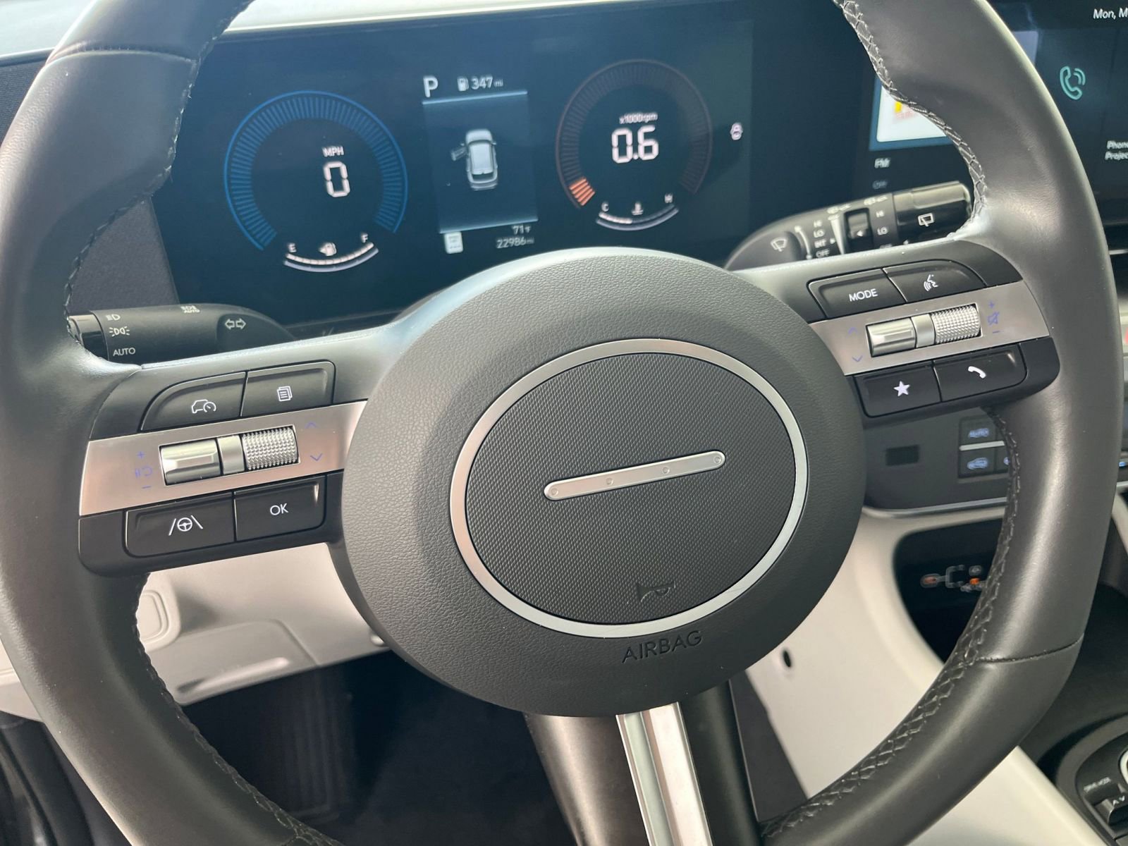 Used 2025 Hyundai Kona SEL image 28