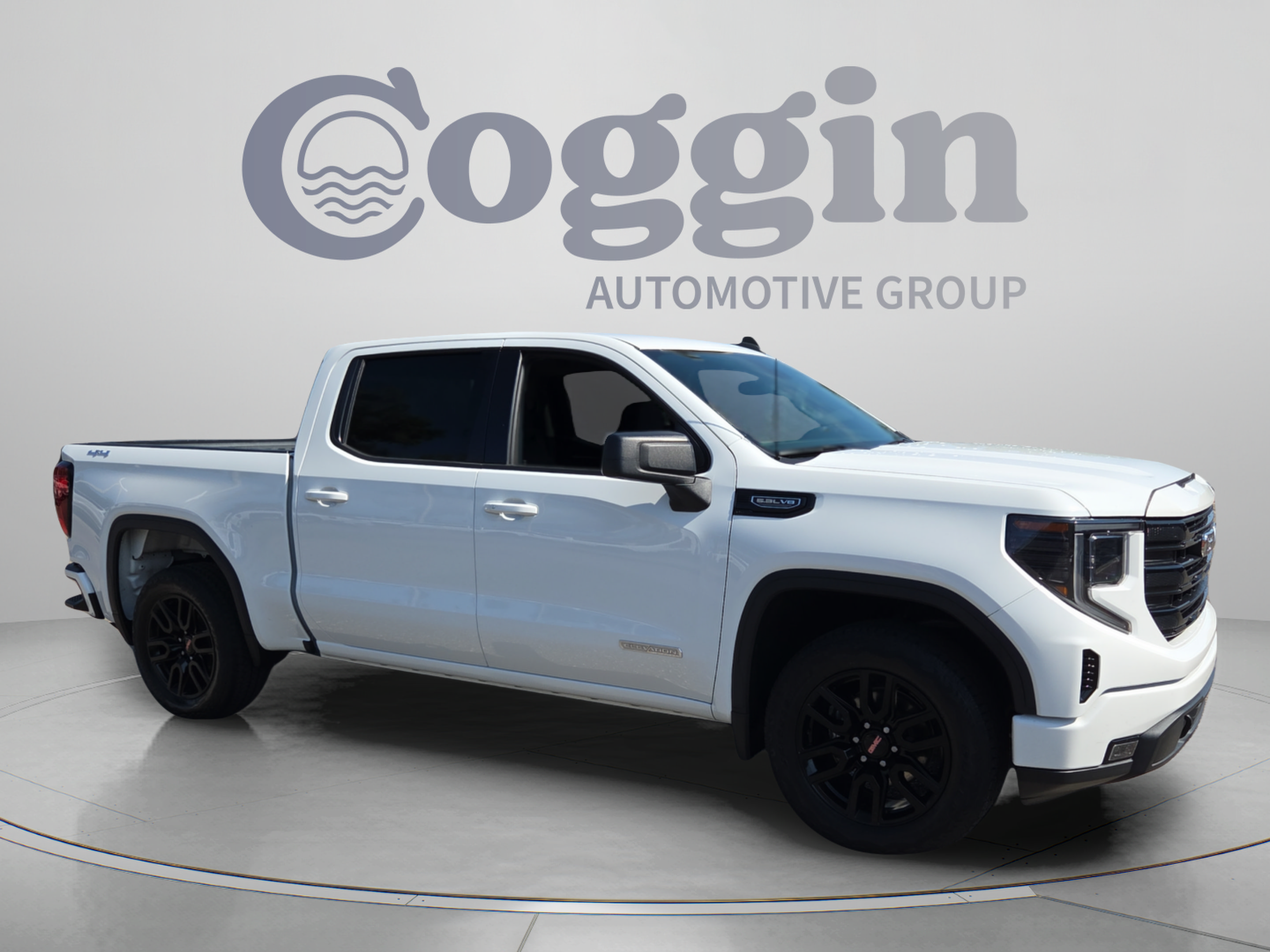 Used 2023 GMC Sierra 1500 Elevation AWD/4WD image 7