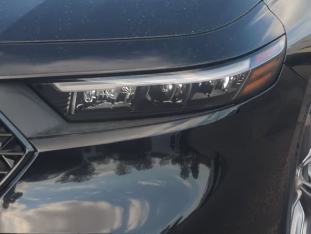 Used 2023 Honda Accord EX image 9