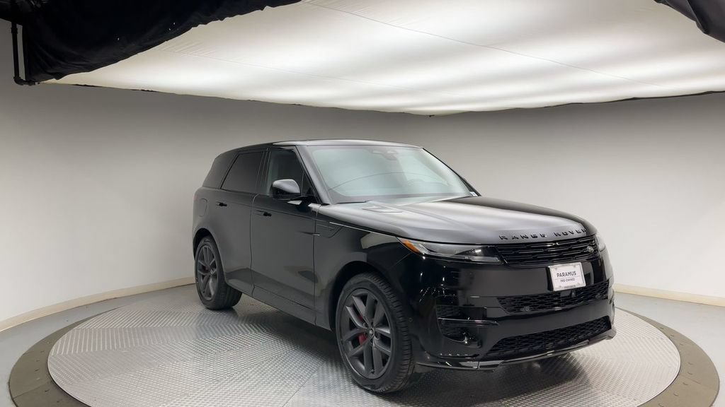 Used 2024 Land Rover Range Rover Sport Dynamic SE AWD/4WD image 8