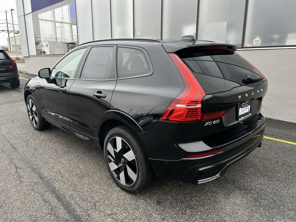 New 2025 Volvo XC60 T8 Plus w/ Climate Package image 6