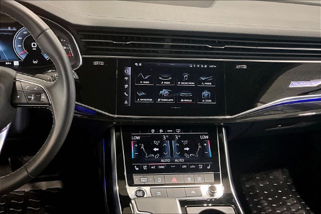 Used 2025 Audi Q8 Premium Plus AWD/4WD image 6