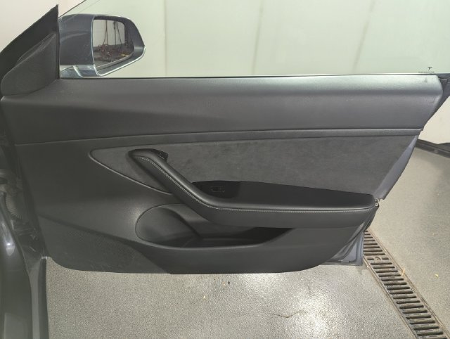 Used 2020 Tesla Model 3 Standard Range Plus RWD image 21