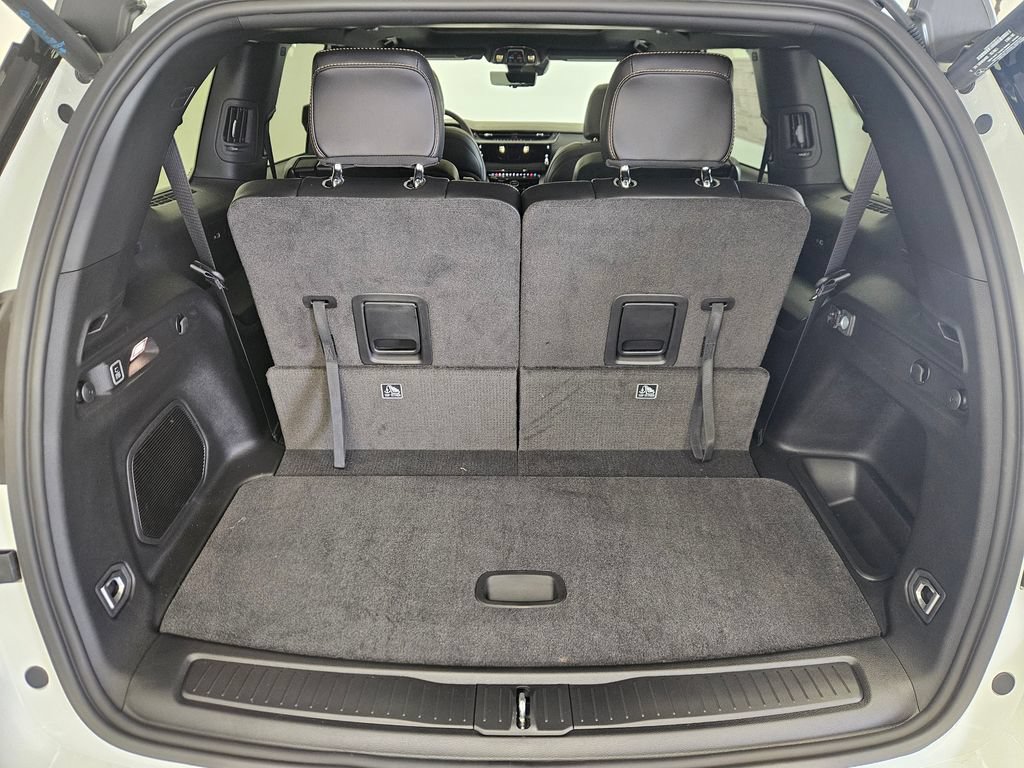 New 2026 Jeep Grand Cherokee L Limited AWD/4WD image 7