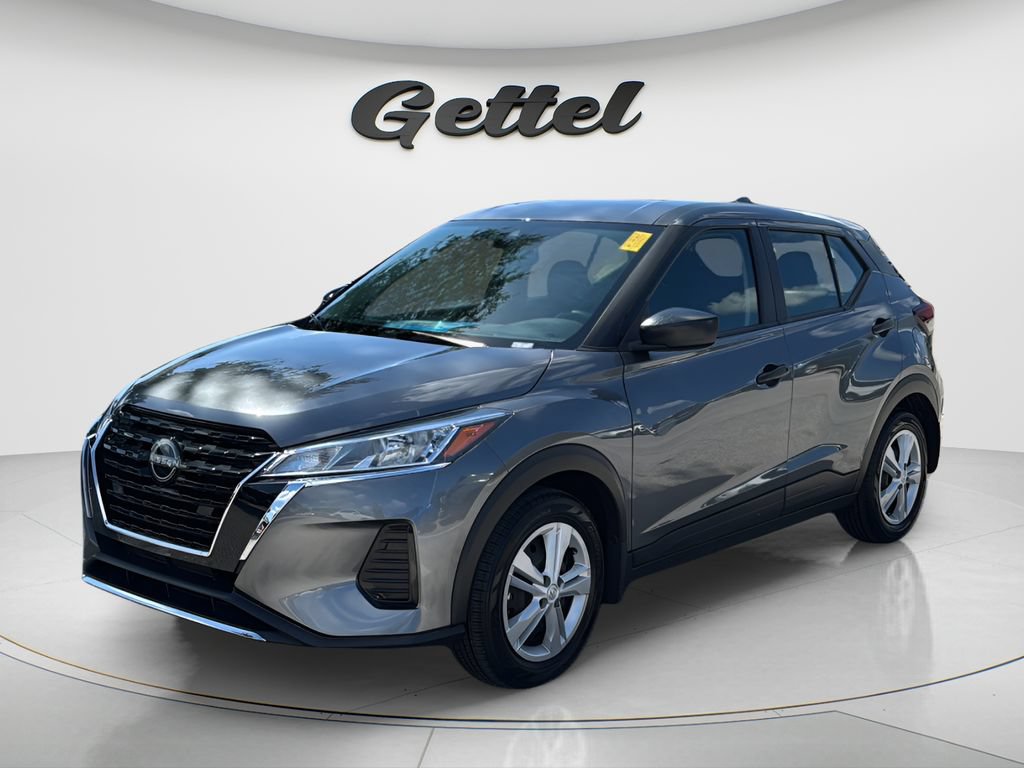 Used 2025 Nissan Kicks Play S