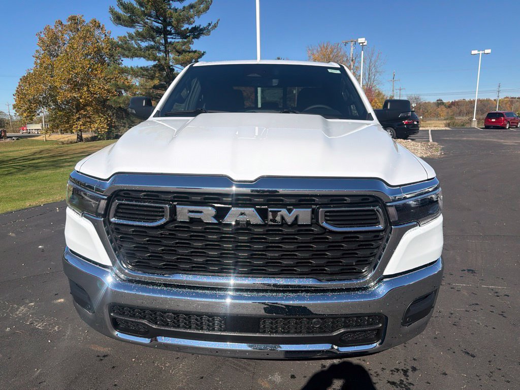 New 2027 RAM 1500 4x4 Crew Cab image 3