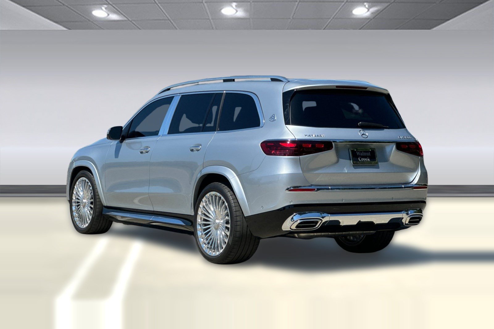 Certified 2025 Mercedes-Benz Maybach GLS 600 4MATIC image 3
