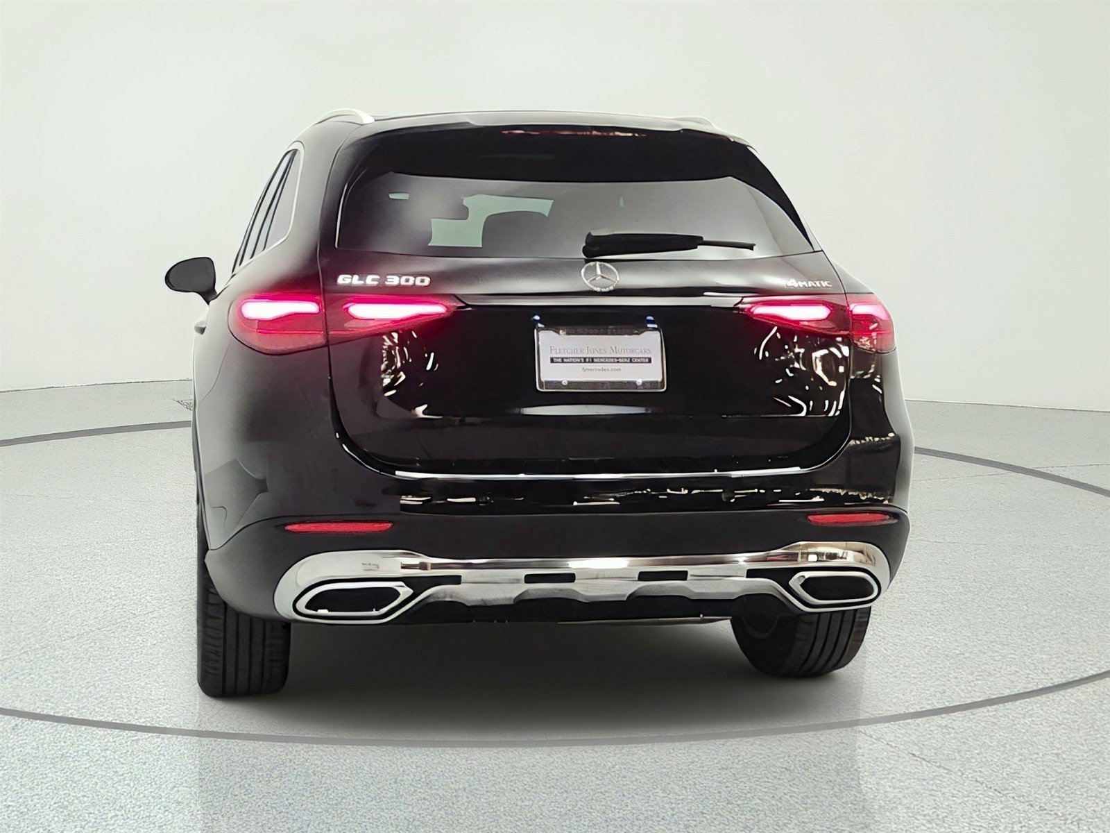 Used 2024 Mercedes-Benz GLC 300 4MATIC image 6