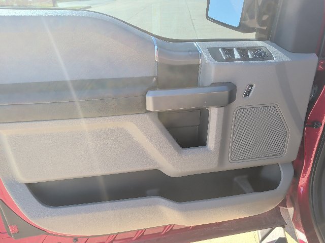 Used 2018 Ford F150 XLT w/ Equipment Group 302A Luxury RWD image 17