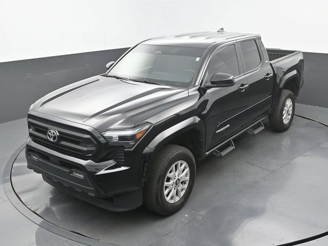Used 2024 Toyota Tacoma SR5 AWD/4WD image 16