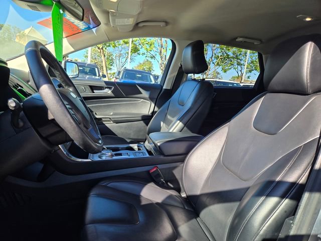 Certified 2022 Ford Edge Titanium image 12