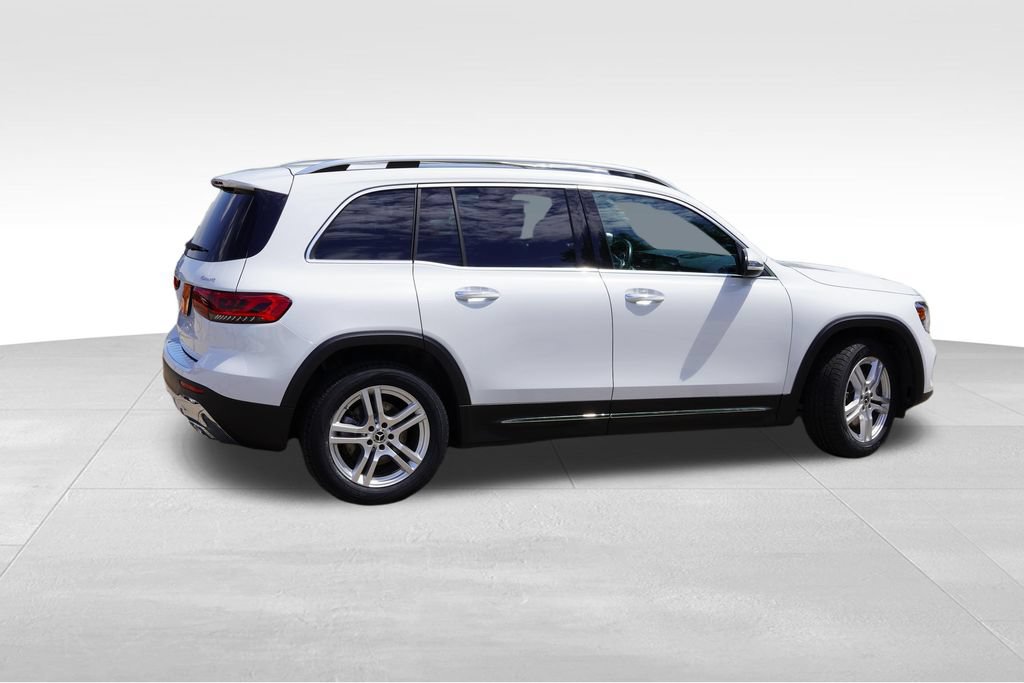 Used 2022 Mercedes-Benz GLB 250 4MATIC image 4