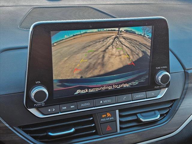 Used 2024 Nissan Altima 2.5 SV image 15