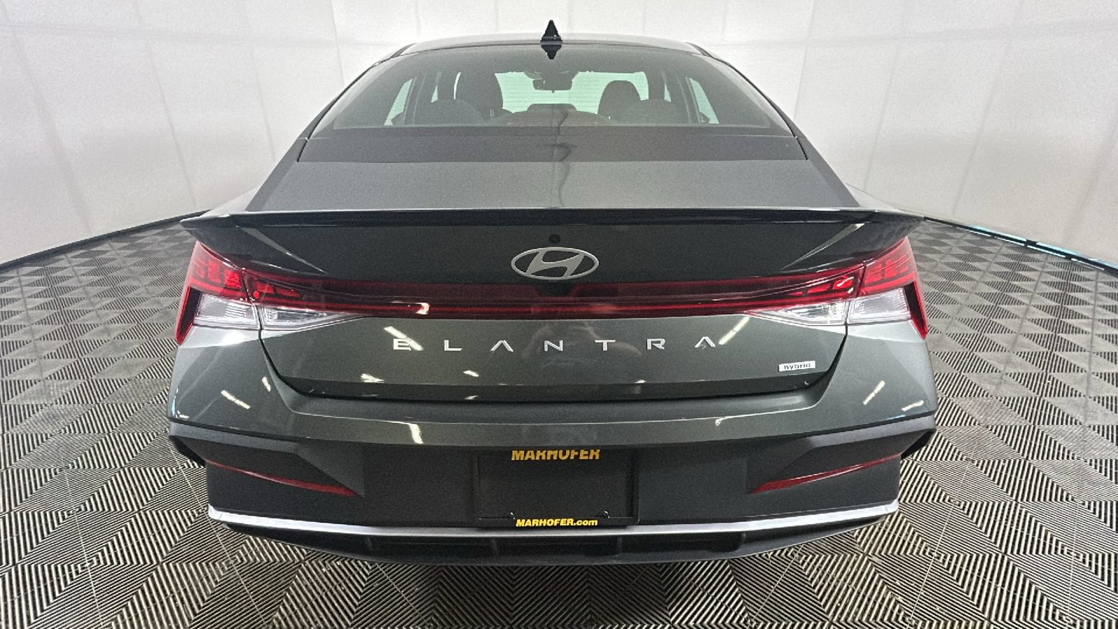Used 2025 Hyundai Elantra SEL FWD video 5