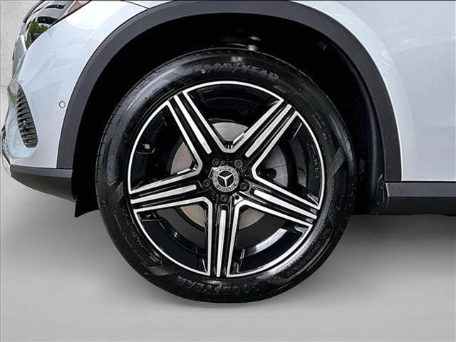 New 2026 Mercedes-Benz GLC 300 image 14