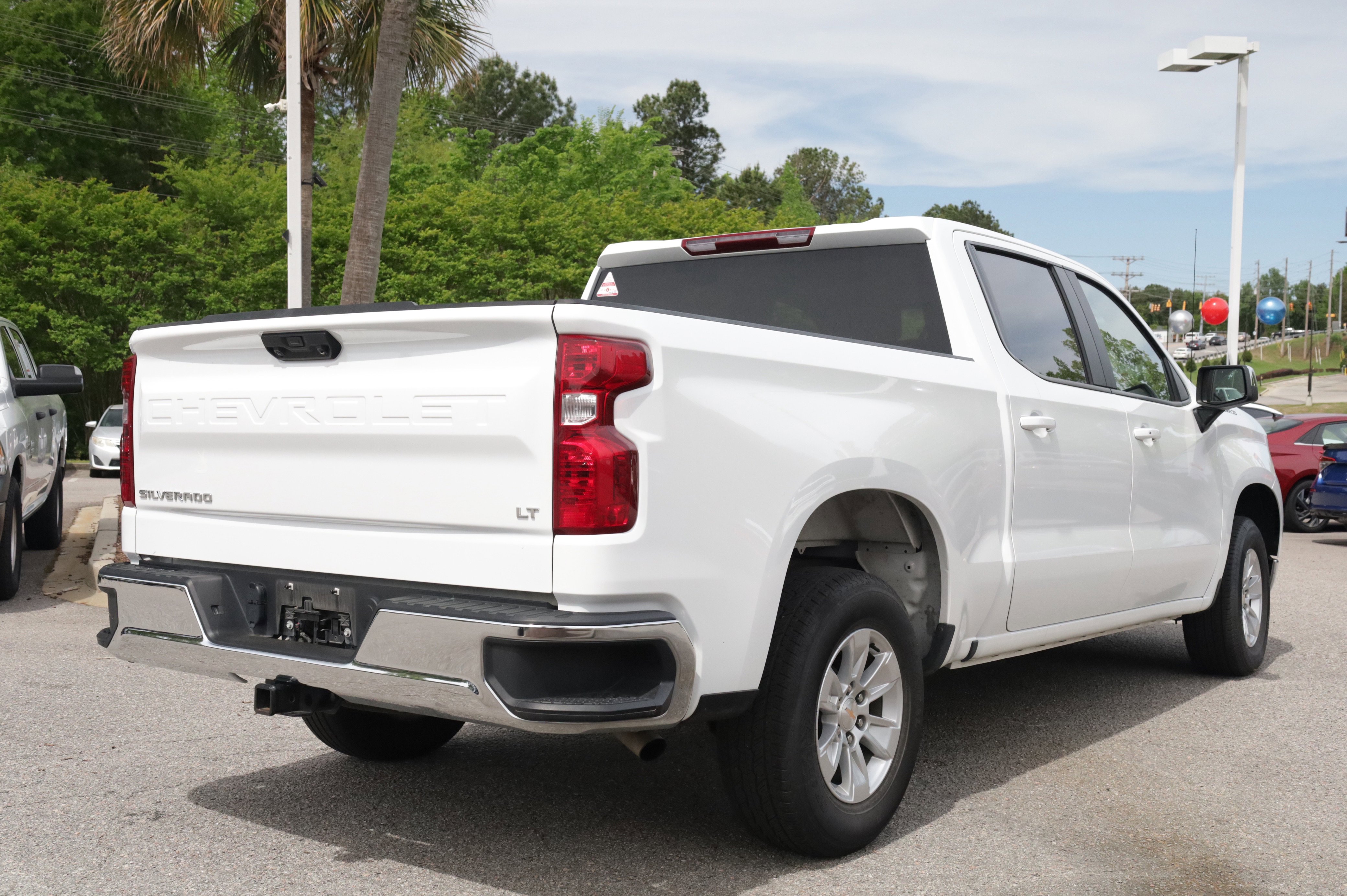 Used 2025 Chevrolet Silverado 1500 LT image 5