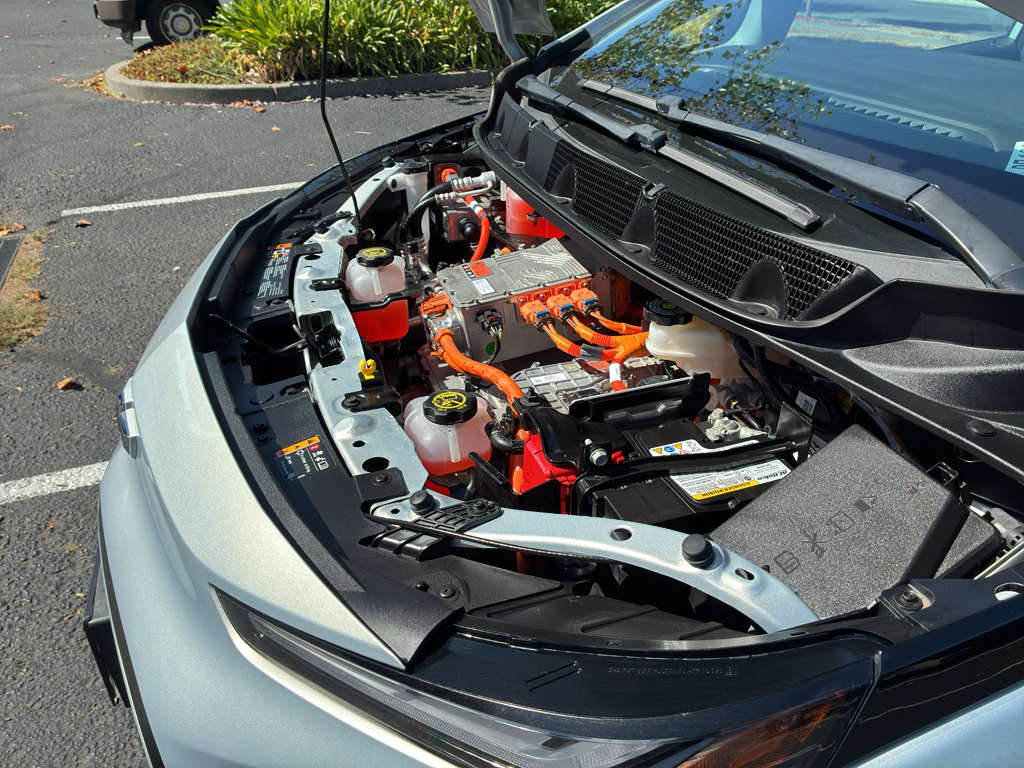 Used 2023 Chevrolet Bolt LT FWD image 15