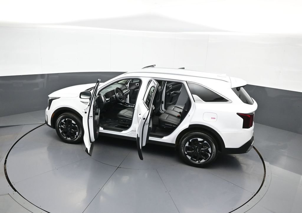 Certified 2024 Kia Sorento S image 44