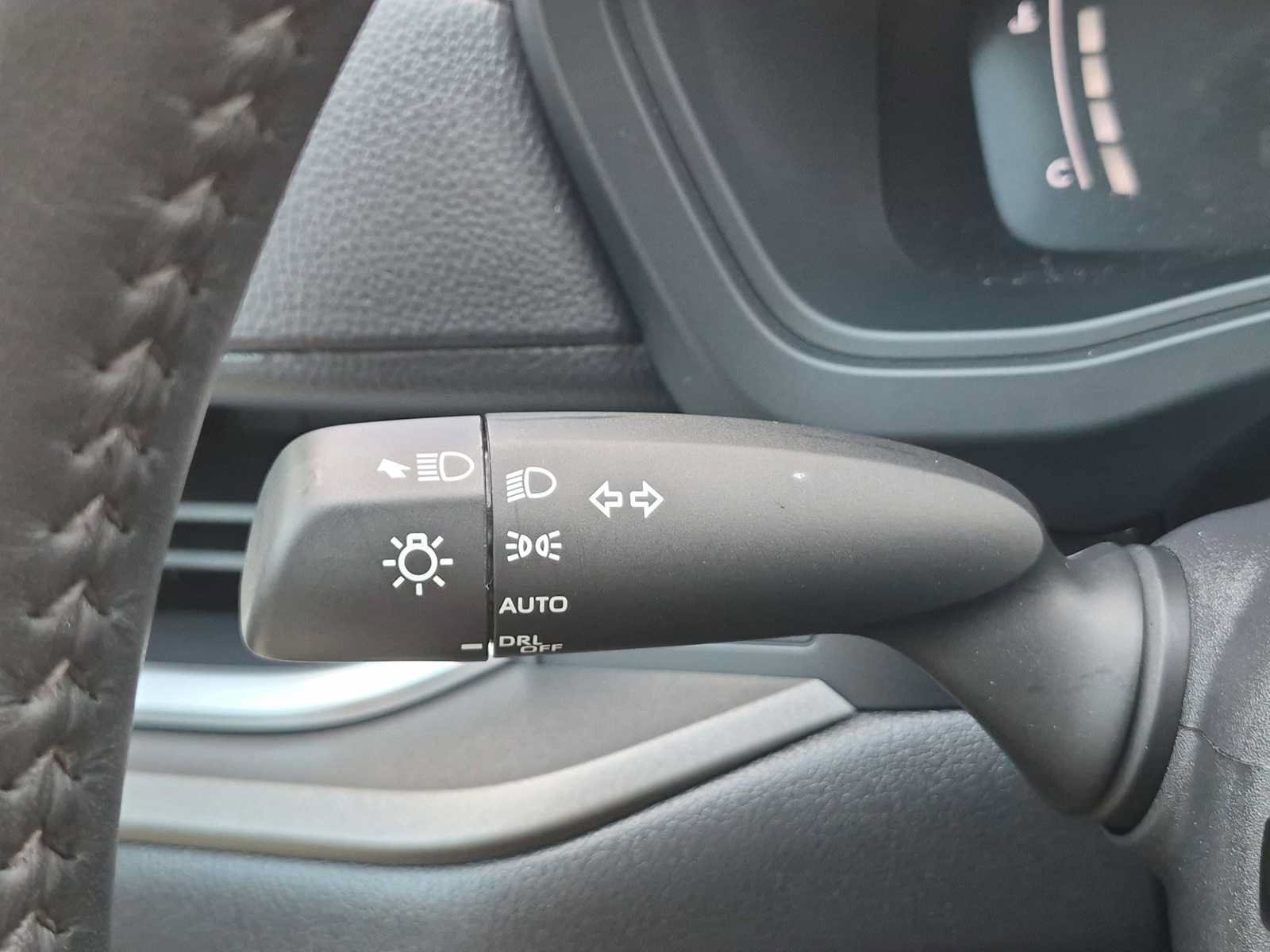 Used 2025 Toyota Grand Highlander AWD image 29