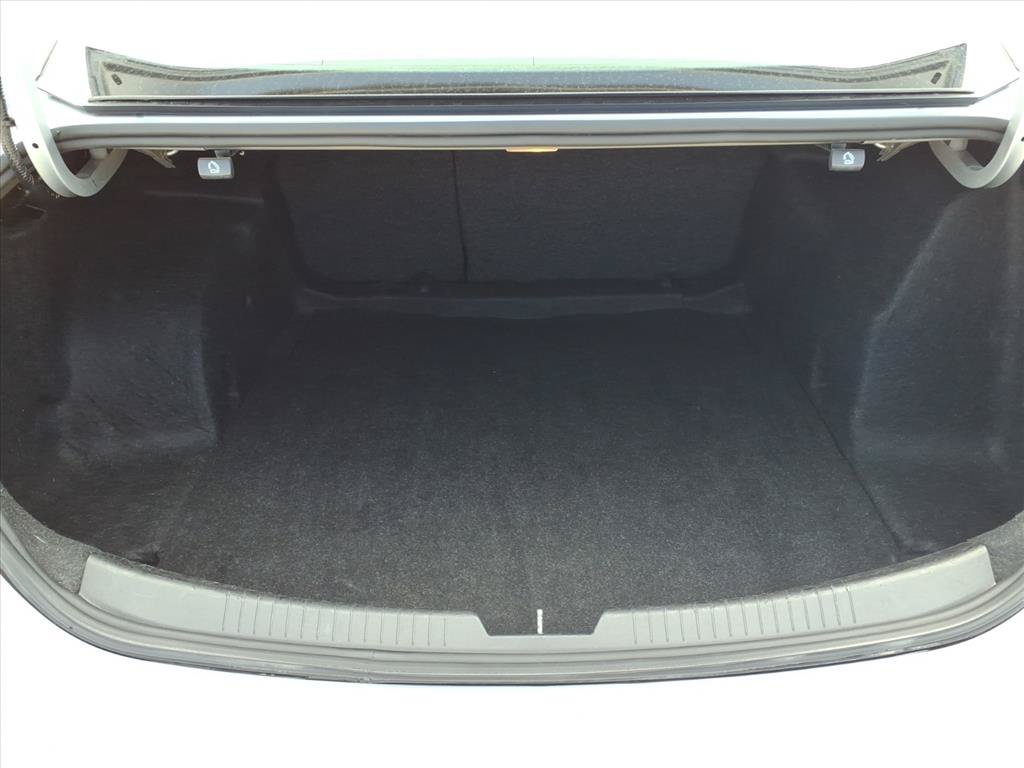 Used 2022 Chevrolet Malibu LT FWD image 23