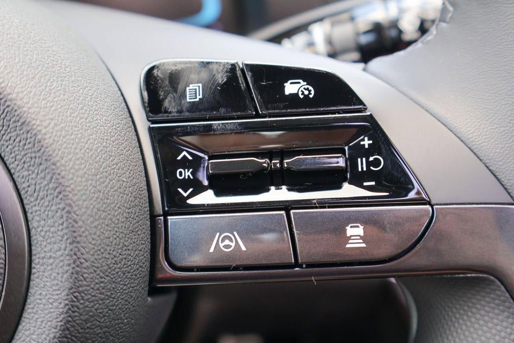 New 2026 Hyundai Elantra SEL Sport FWD image 14