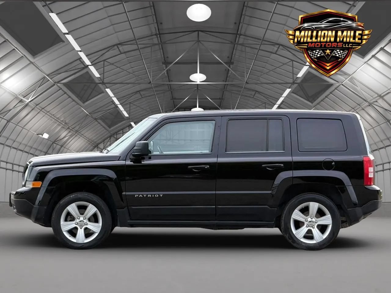 Used 2012 Jeep Patriot Latitude FWD image 8